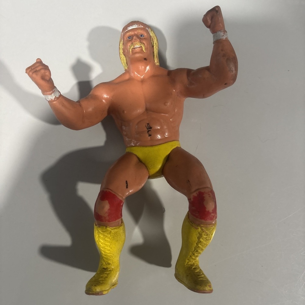 intage 1984 LJN WWF Hulk Hogan Action Figure Series 1 Wrestling Superstars 8"